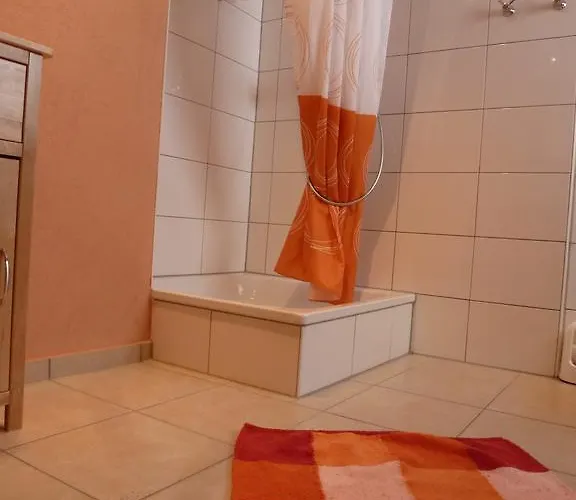 Haus Des Handwerkers *